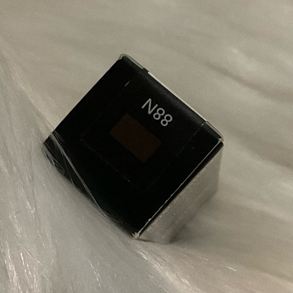 Dermablend Professional Full Coverage Concealer - Black - Picture 5 of 6